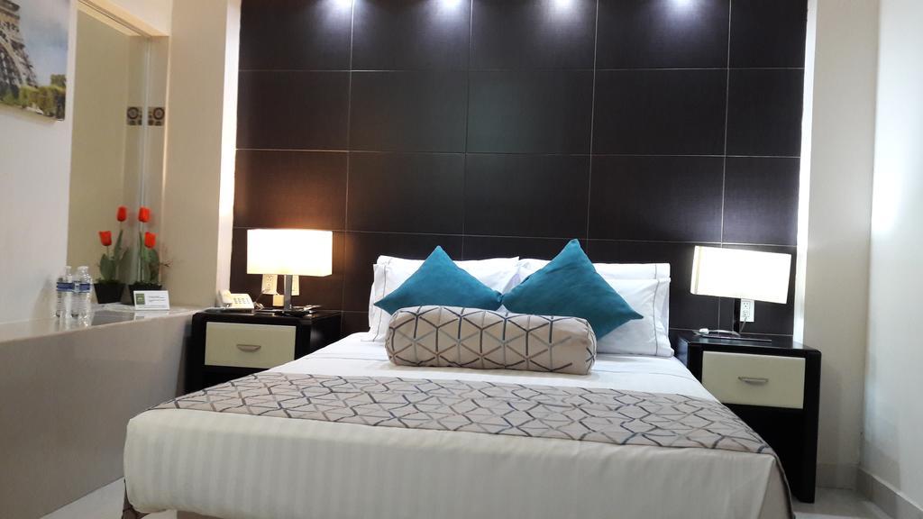 Hotel La Torre San Francisco San Francisco Del Rincon ภายนอก รูปภาพ