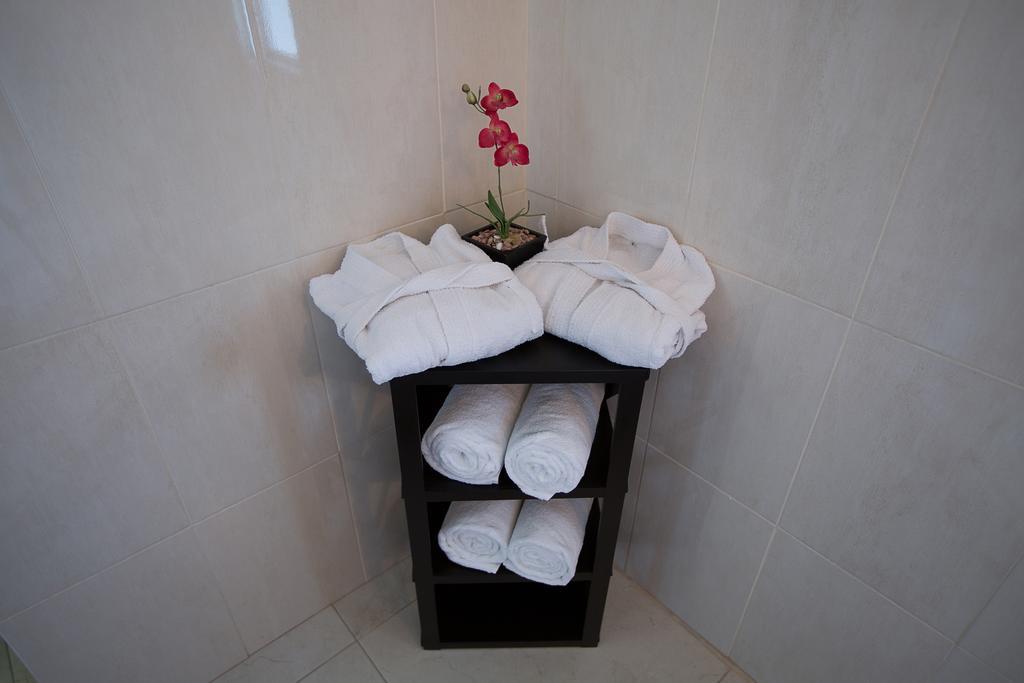 Hotel La Torre San Francisco San Francisco Del Rincon ภายนอก รูปภาพ